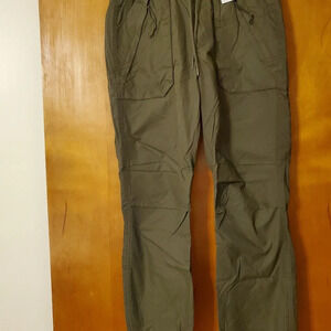 NWT No Boundaries Army Green Tech Jogger Pants Size S (28-30)